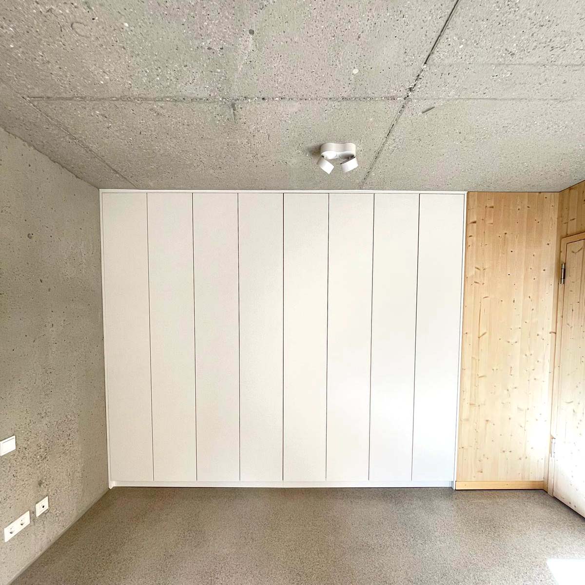 Oberflächen und Innenausstattung perfekt bis ins kleinste Detail